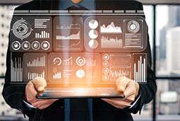 PA真人视讯国际：深化、多元｜供需两端打造复合型人才